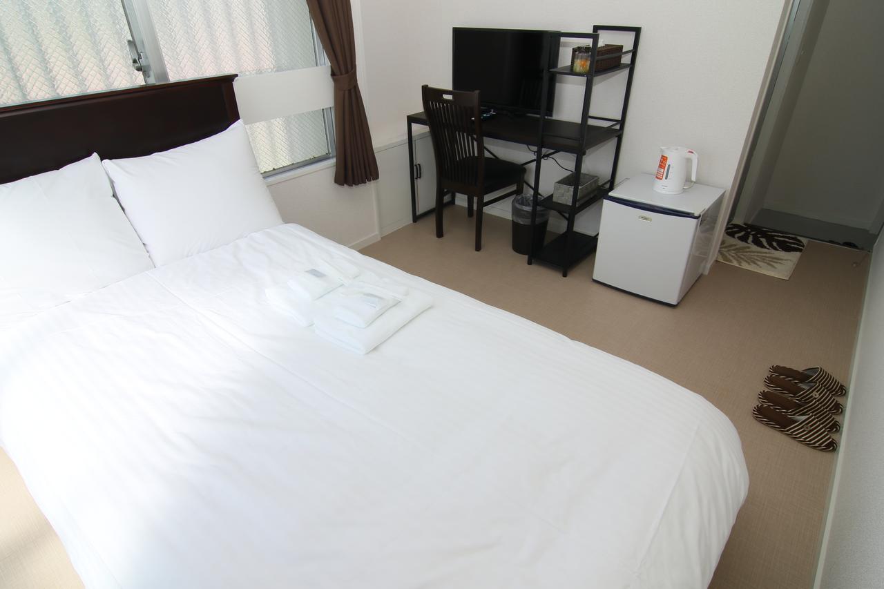 Готель Seven House Urasoe Екстер'єр фото